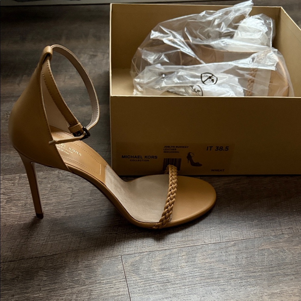 Michael Kors Collection Joslyn Runway Leather Heels